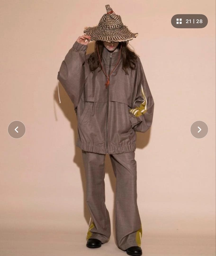 MATERIAL MIX・GIMMICK LINE BIG BLOUSON