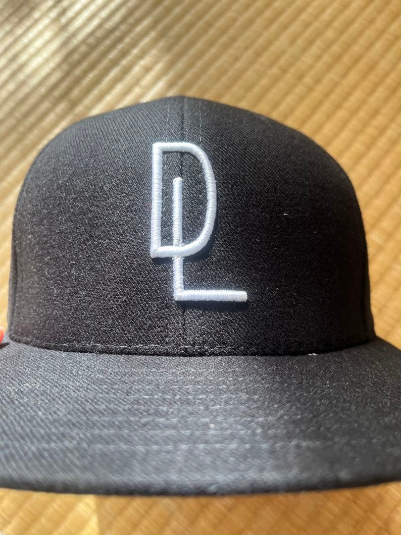DEV LARGEキャップ D.L / BUDDHA BRANDスナップバック