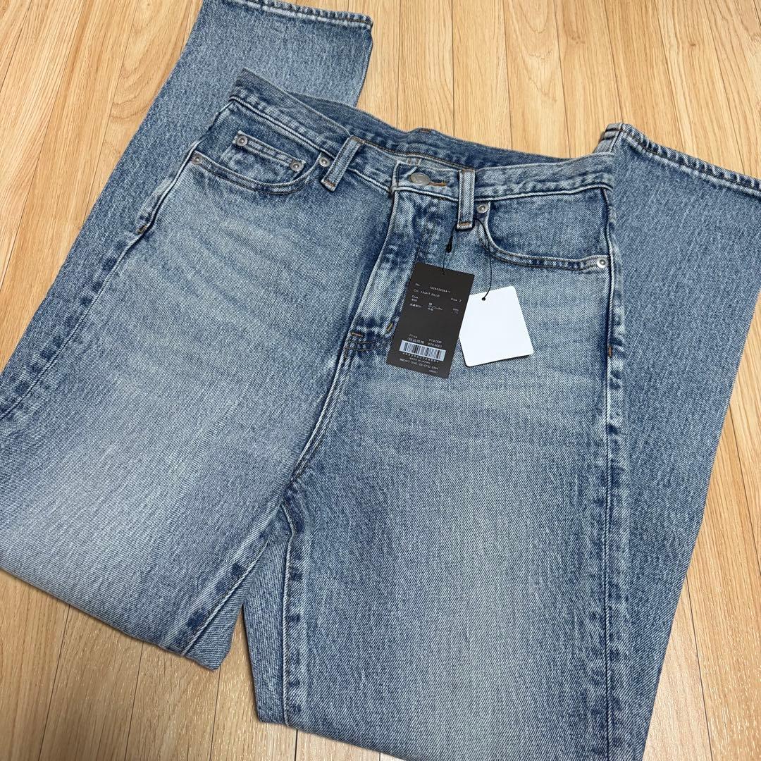 【新品タグ付】スリムストレートデニム Slim straight denim