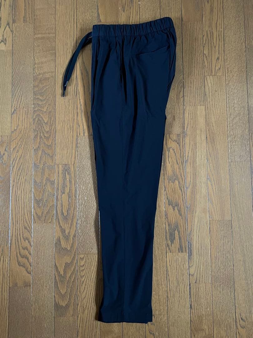 HERNO ヘルノ ラミナー PT00001UL ストレッチナイロンパンツ M