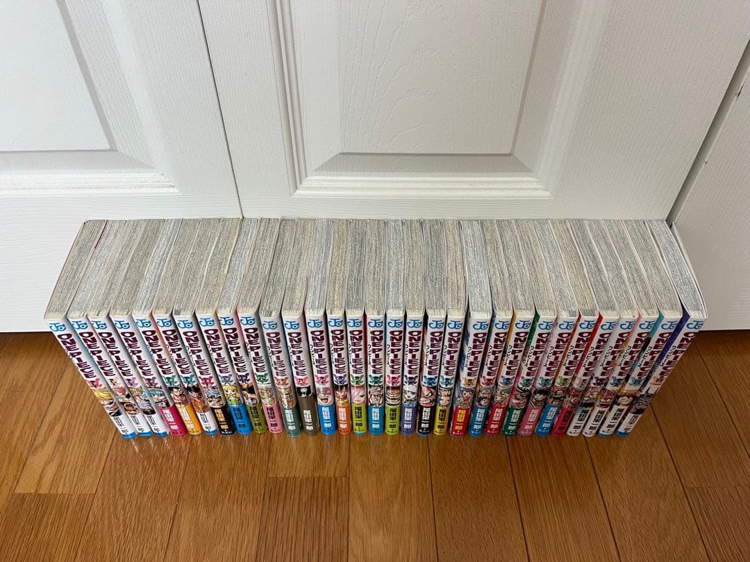 漫画ワンピース1~101巻＋ワンピースDOORS1~3巻＋おまけ付き