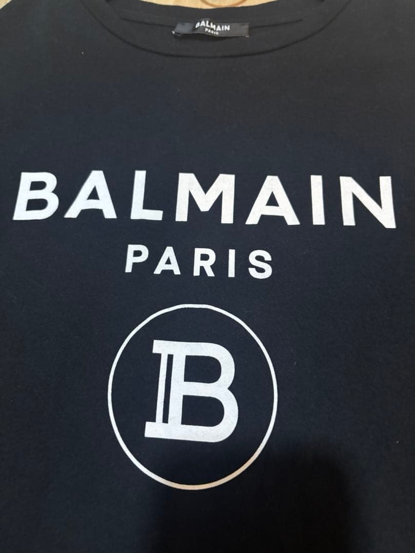 BALMAIN ブラック ロゴ Tシャツ
