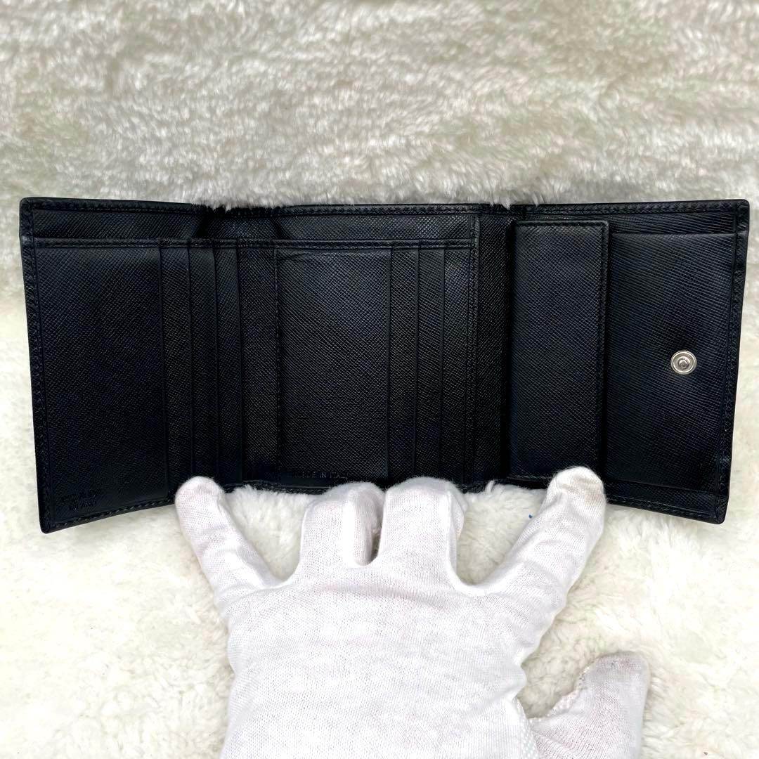 美品 プラダPRADA サフィアーノレザー 3つ折り 財布 三角ロゴ ブラック