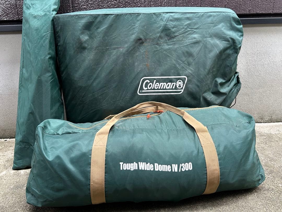TOColeman Tough Wide Dome IV/300
