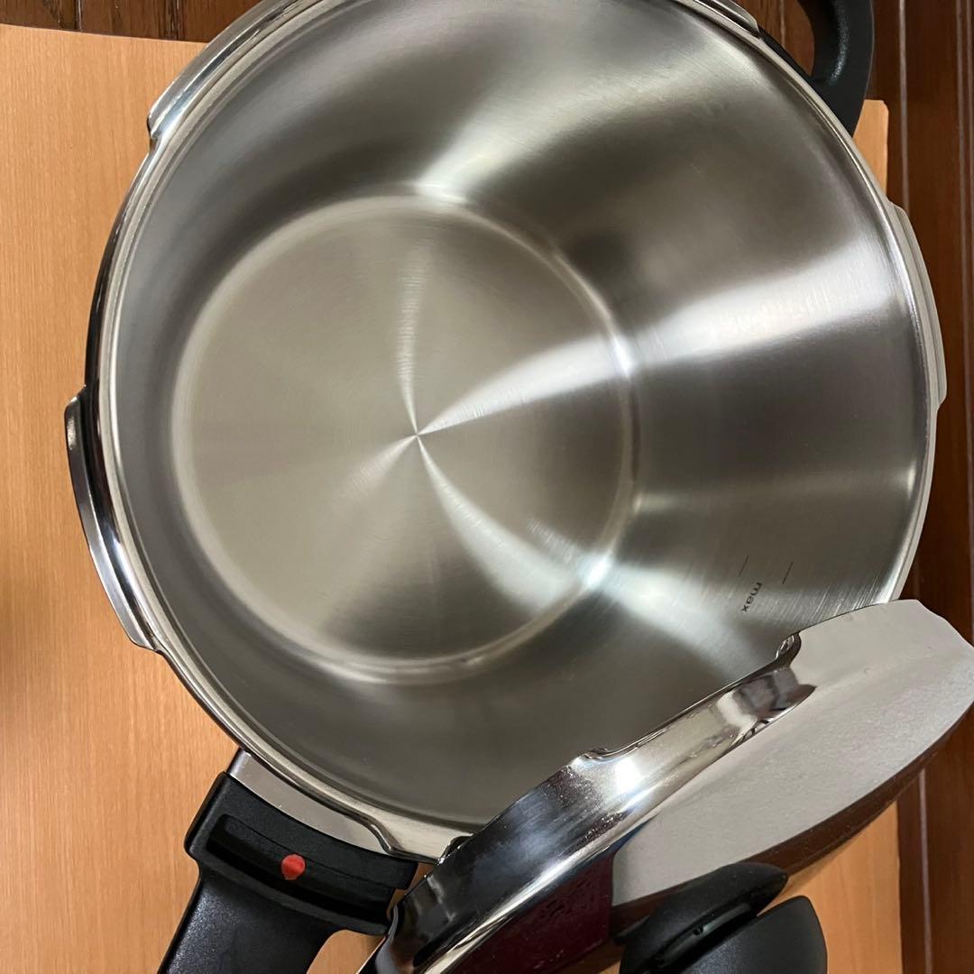 Fissler vitavit 片手圧力鍋　6L 蒸し器付き