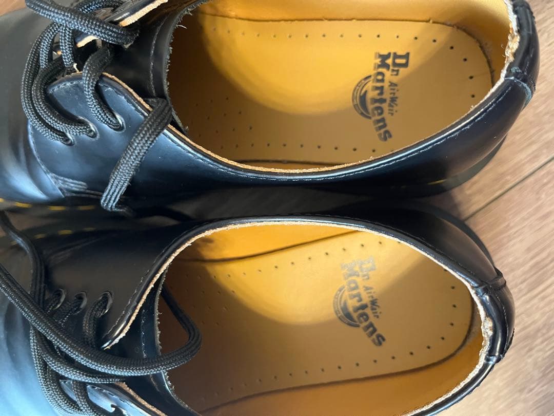 【美品】Dr.Martens 3ホールギブソン UK4 22.5cm