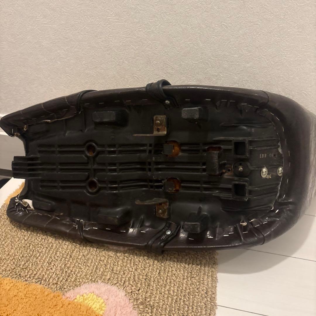 バイクシート ジェイド　3段シート
