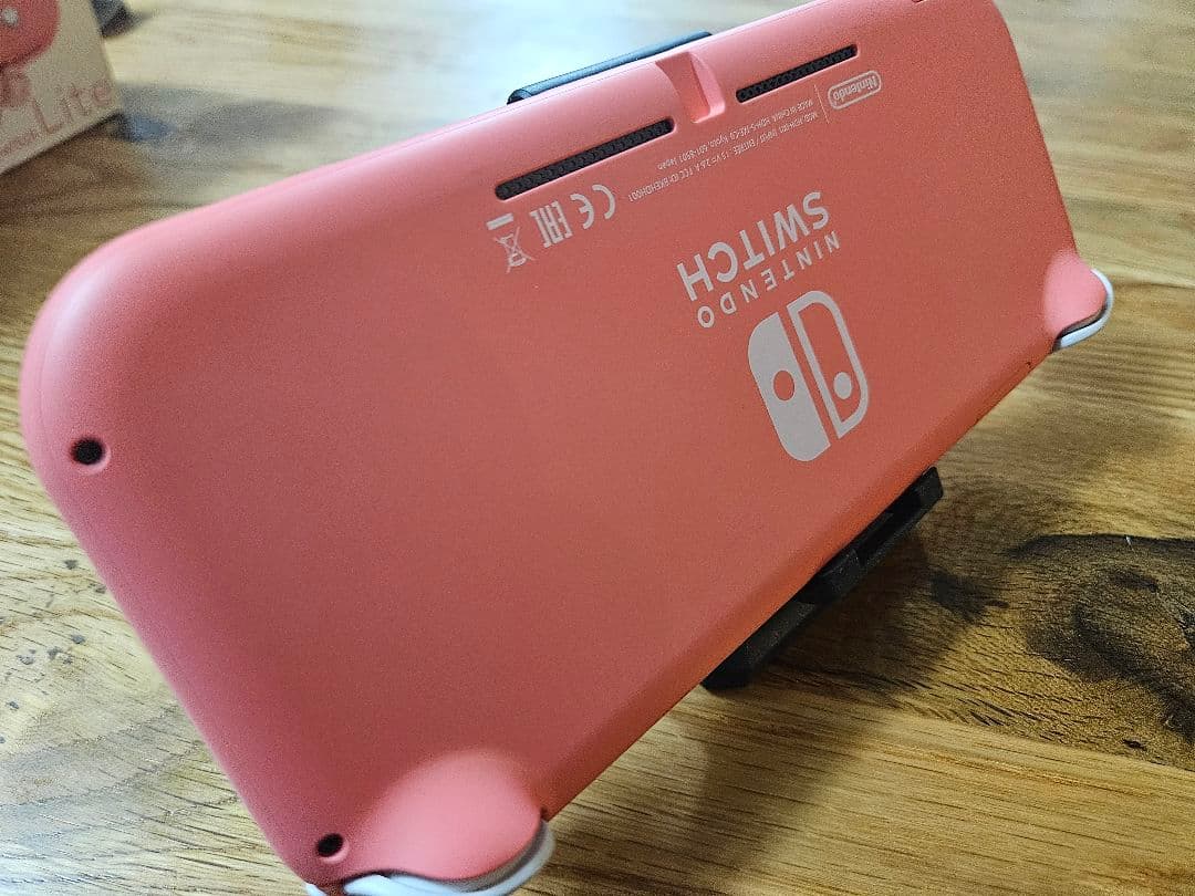 Ninendo Switch Lite 本体 スイッチライト コーラルピンク