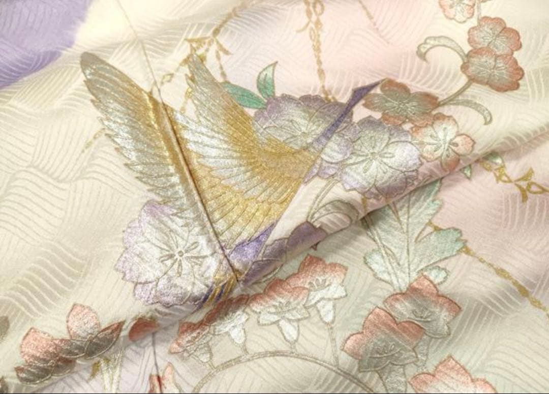 振袖　絞り　花鳥唐草文　暈し染　金銀彩　正絹