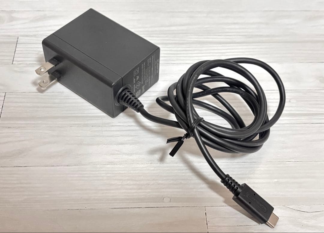 【美品】NintendoSwitchLight グレー ニンテンドースイッチ