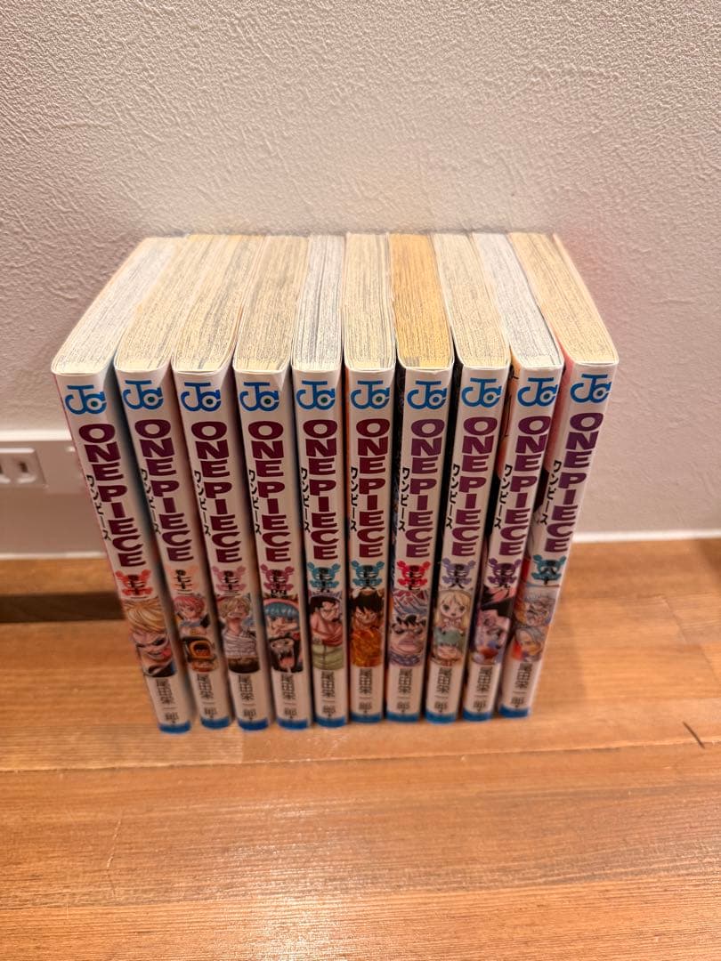 ONE PIECE 全巻(1巻〜113巻） ＋ 関連本