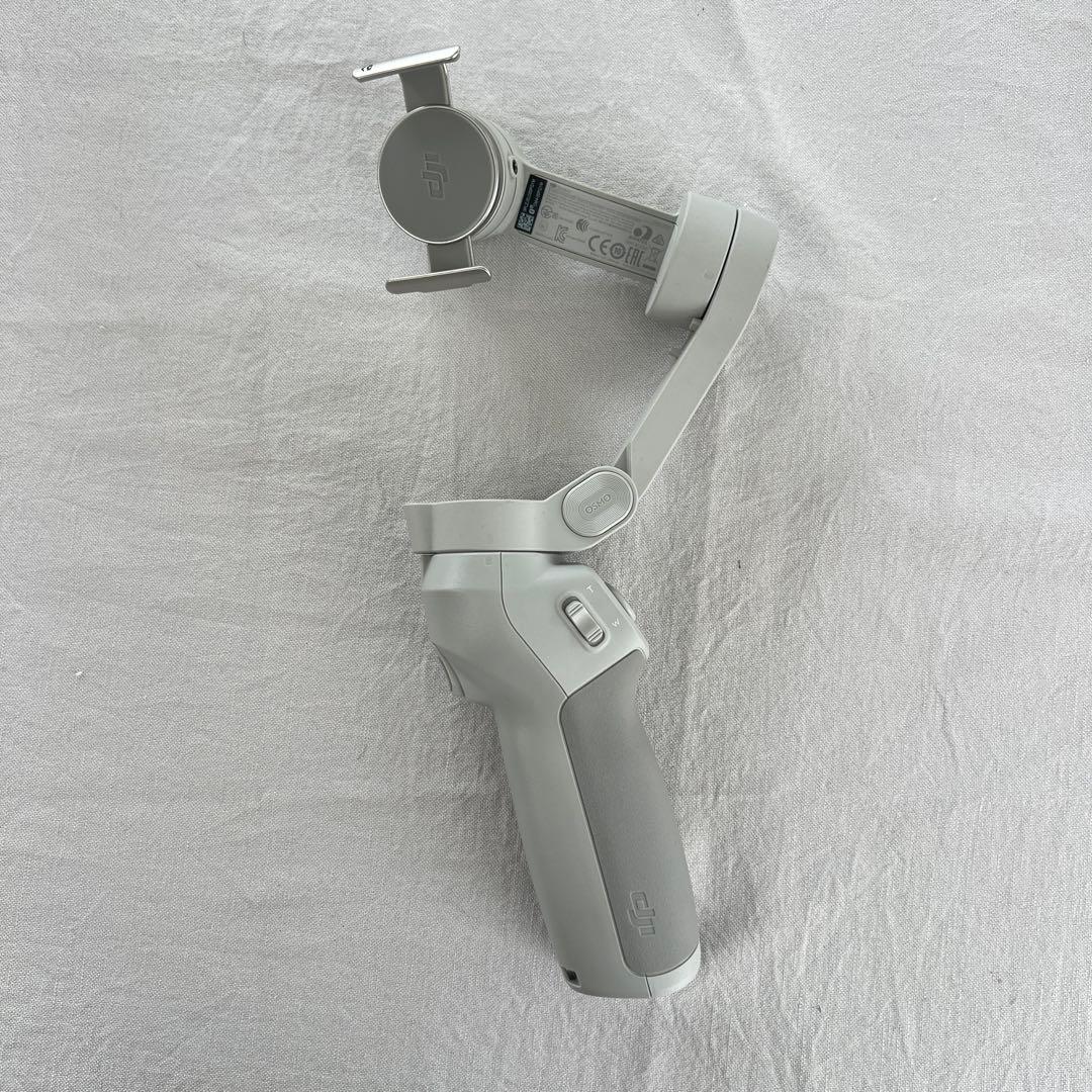 美品 【国内正規品】DJI OM 4 スマートフォンジンバル