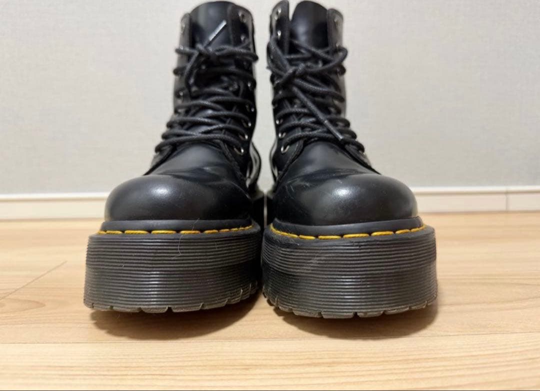 Dr. Martens ブラック ブーツ