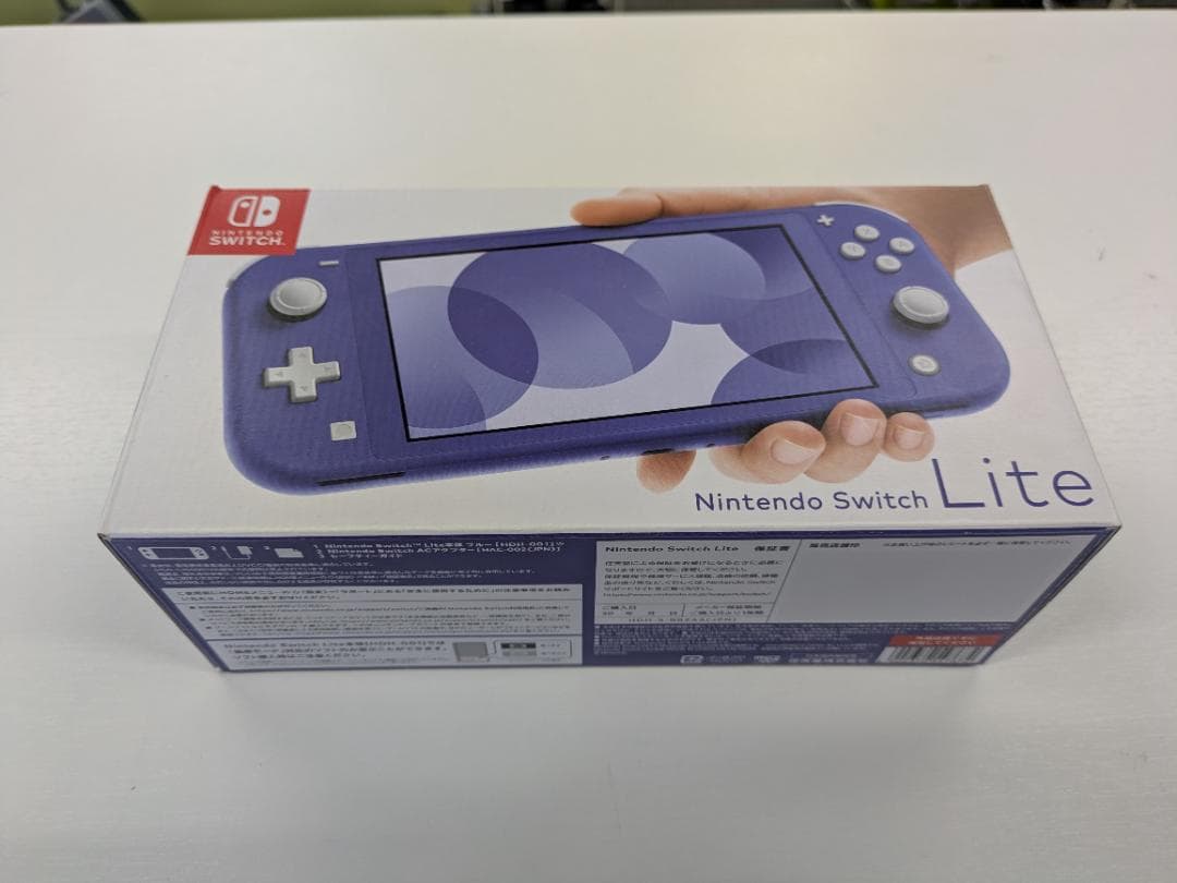 Nintendo Switch Lite Blue（外箱付き）
