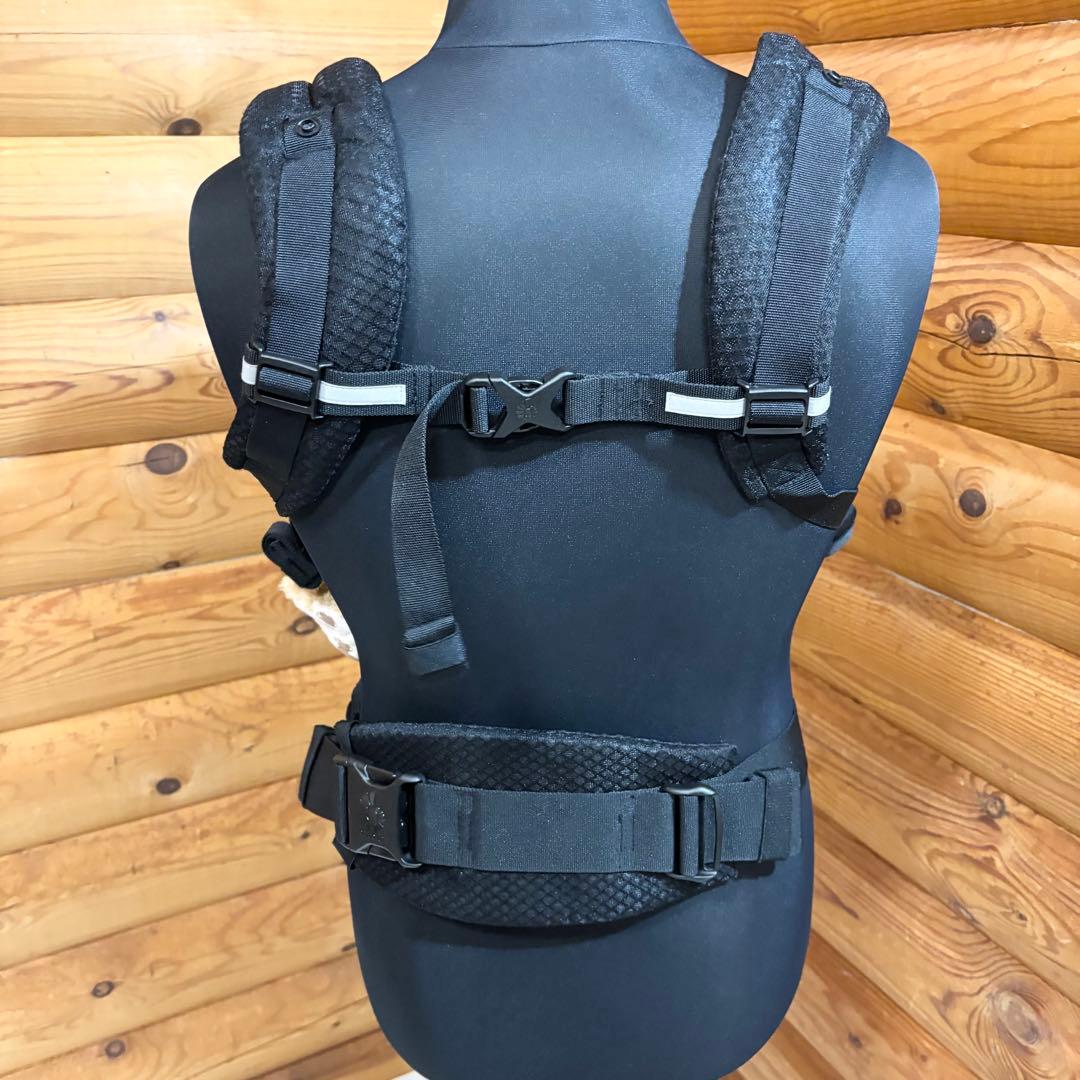 【美品】ergobaby エルゴベビー 抱っこ紐 オムニブリーズ ブラック