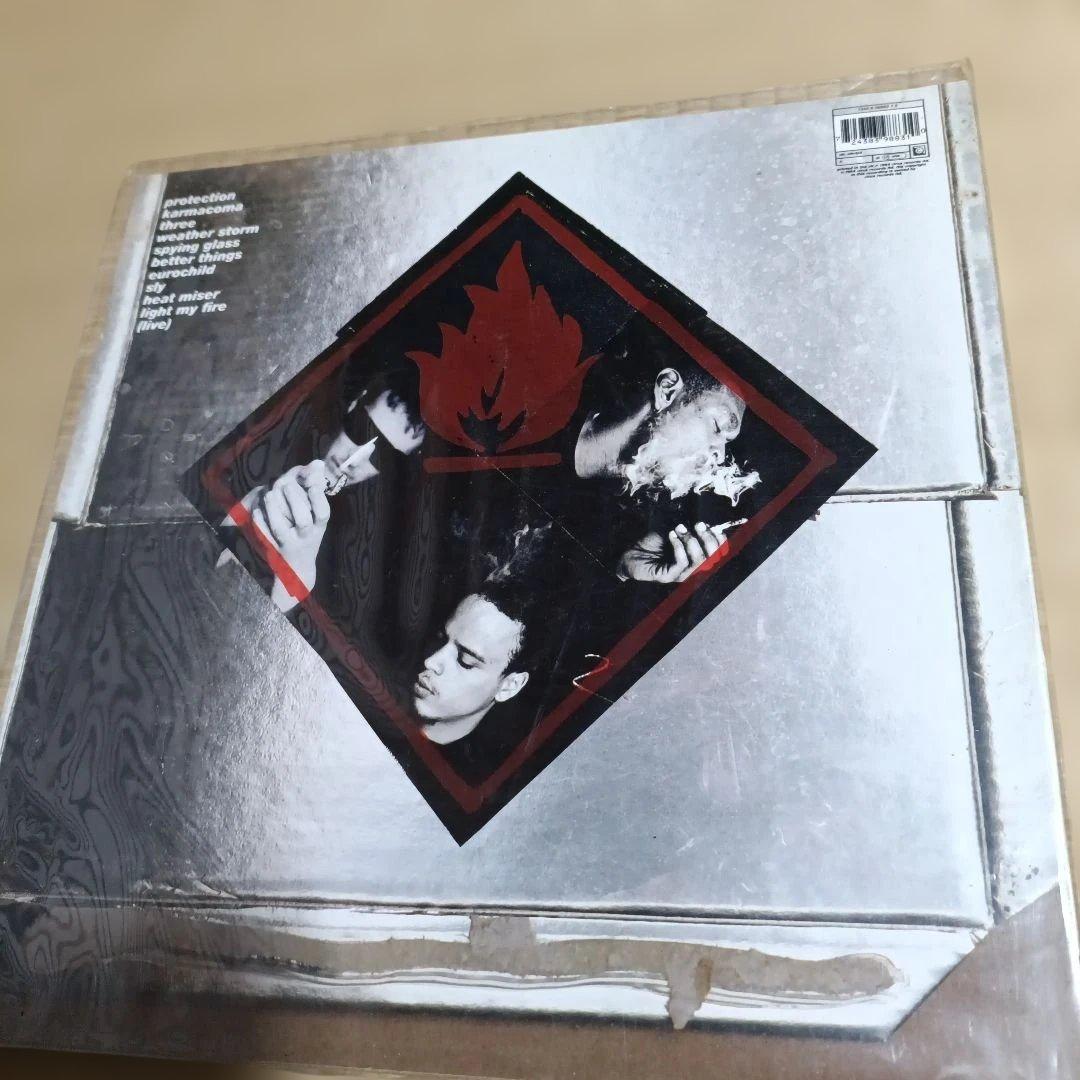 邦楽 massive Attack