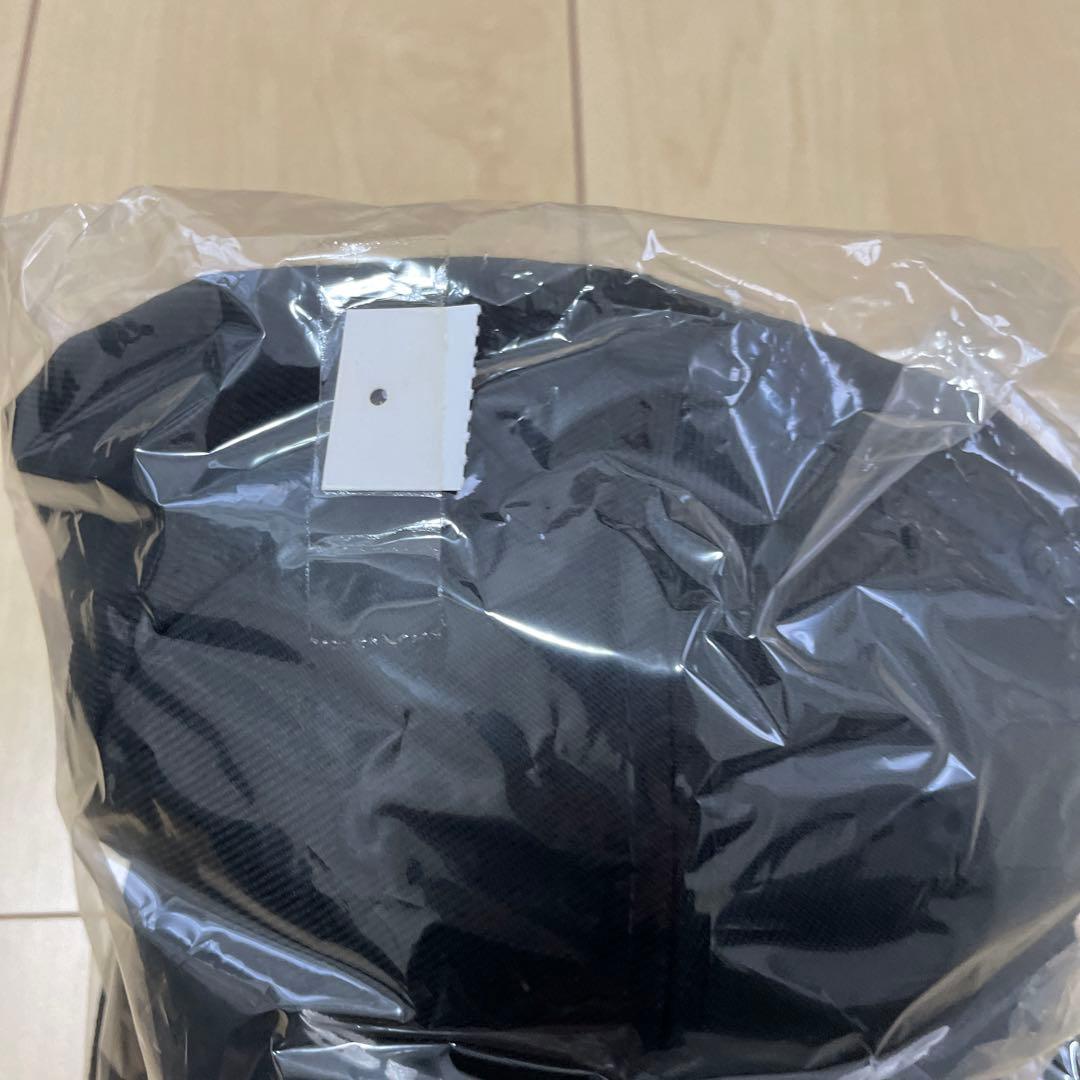 Supreme World Famous Box Logo キャップ黒