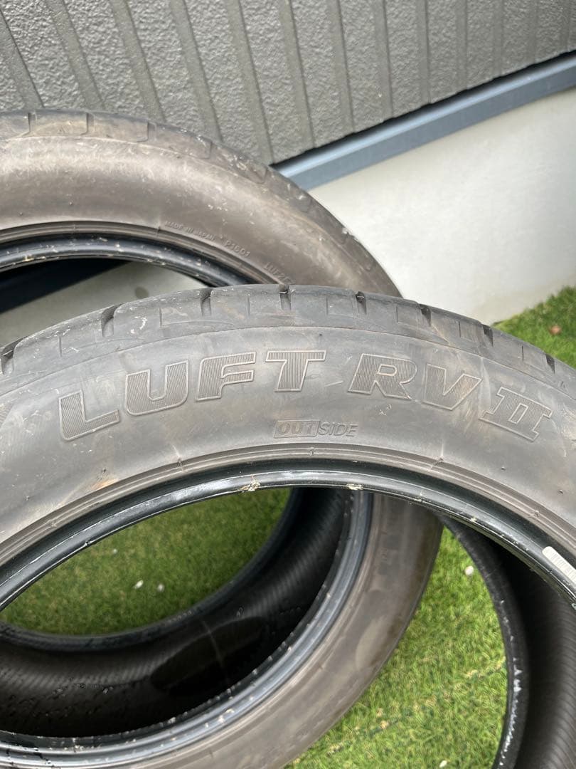 ②【送料無料、2本】235/50R18 ブリヂストン　LUFTRV