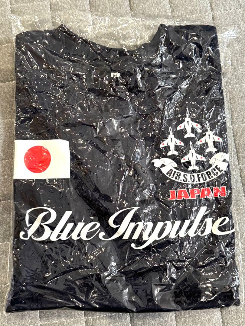 新品迷彩トートバッグ、ブルーインパルスTシャン4枚、タオル、クリアファイル等9点