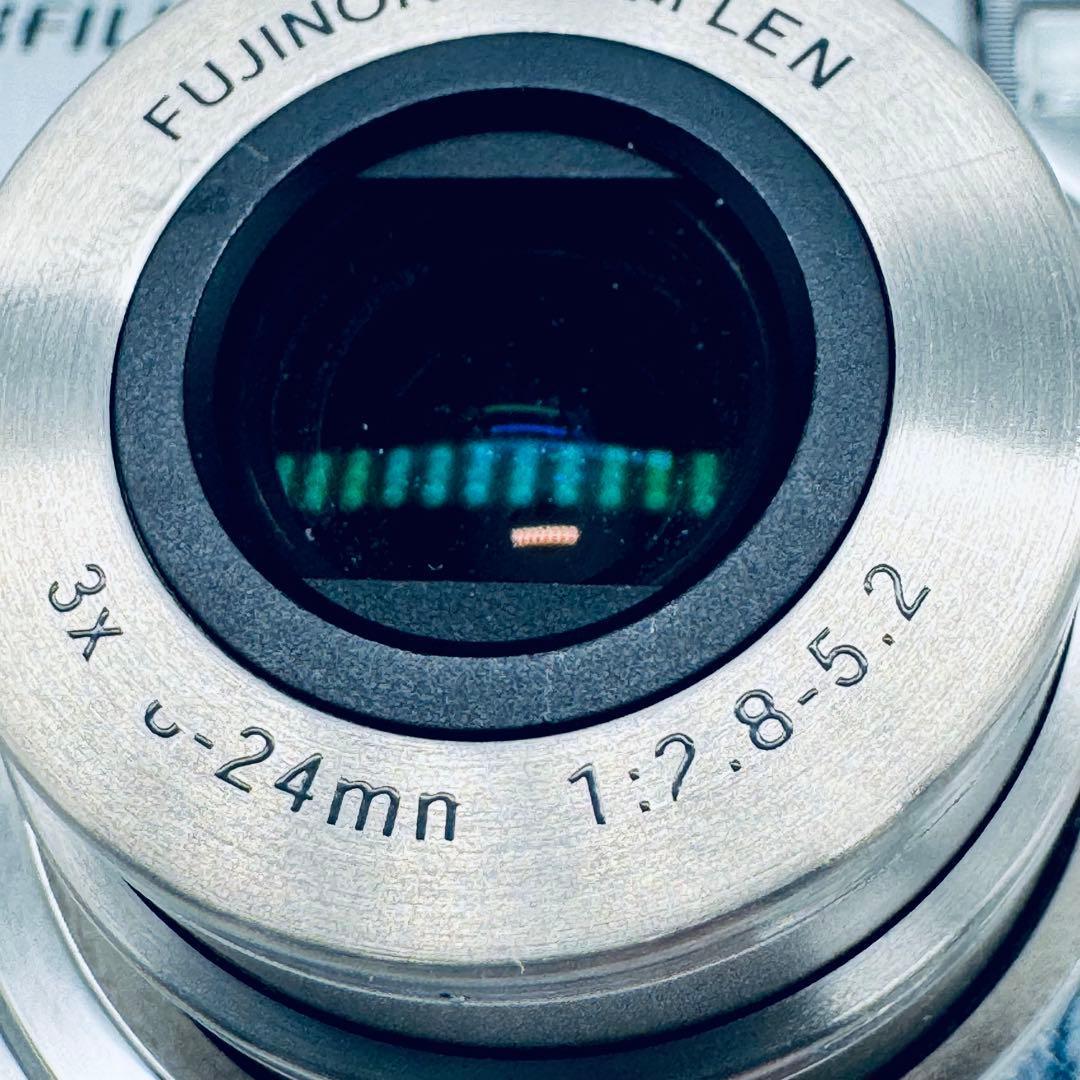 FUJIFILM FinePix A800 シルバー デジタルカメラ 電池駆動