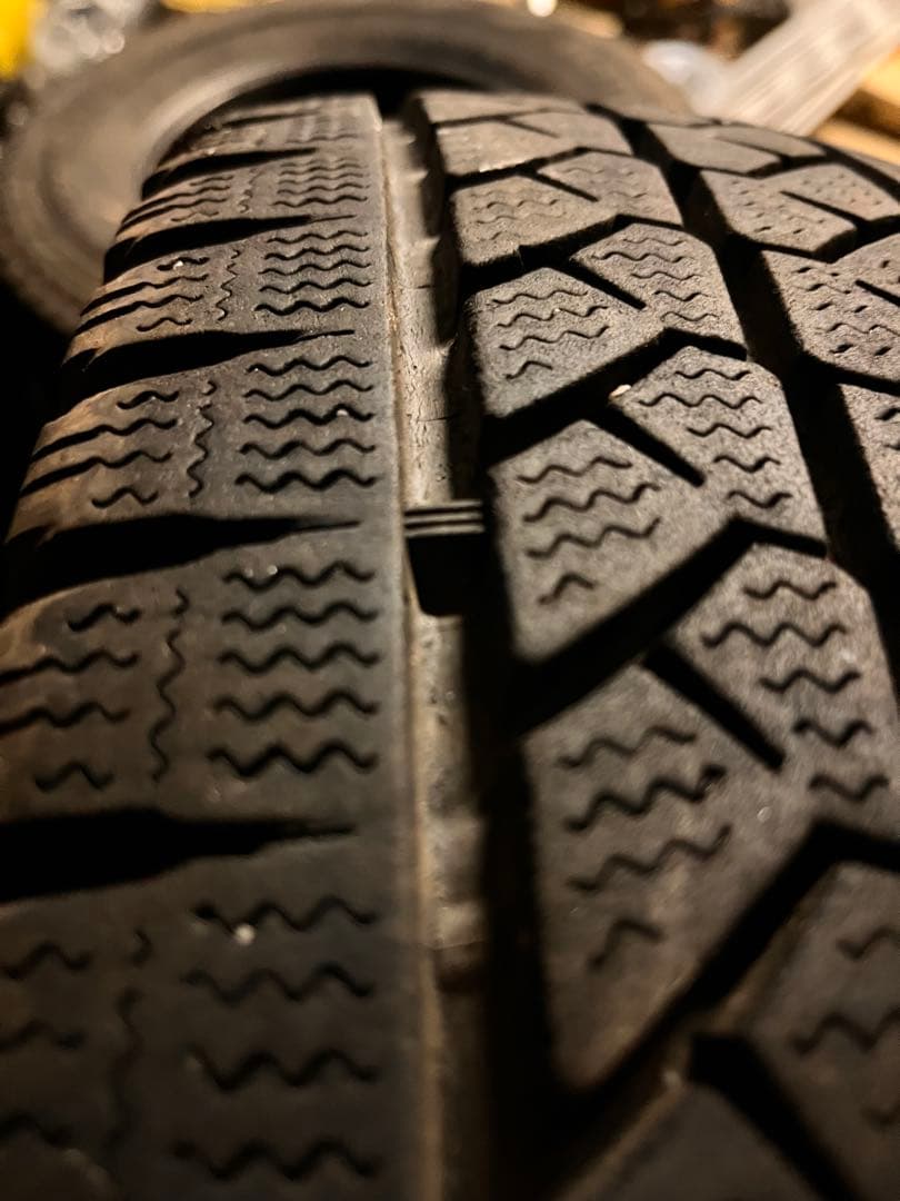195/80R15 ①ブリヂストン