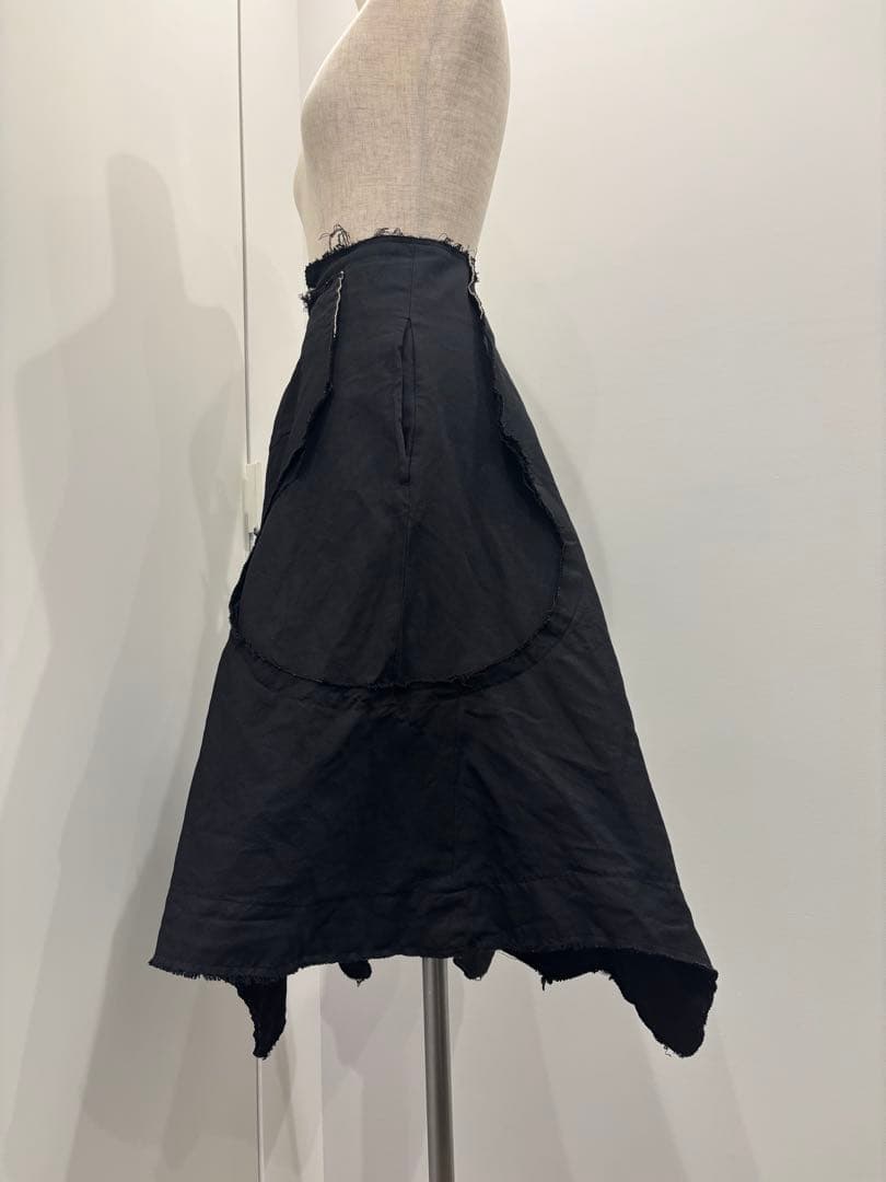 [18SS]コムデギャルソン　ポリエステル縮絨スカート