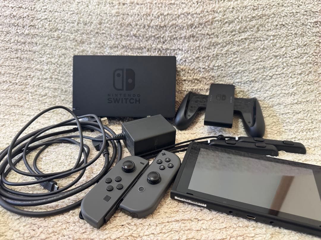 【おまけ付き】Nintendo Switch 本体 ブラック ジョイコン付き
