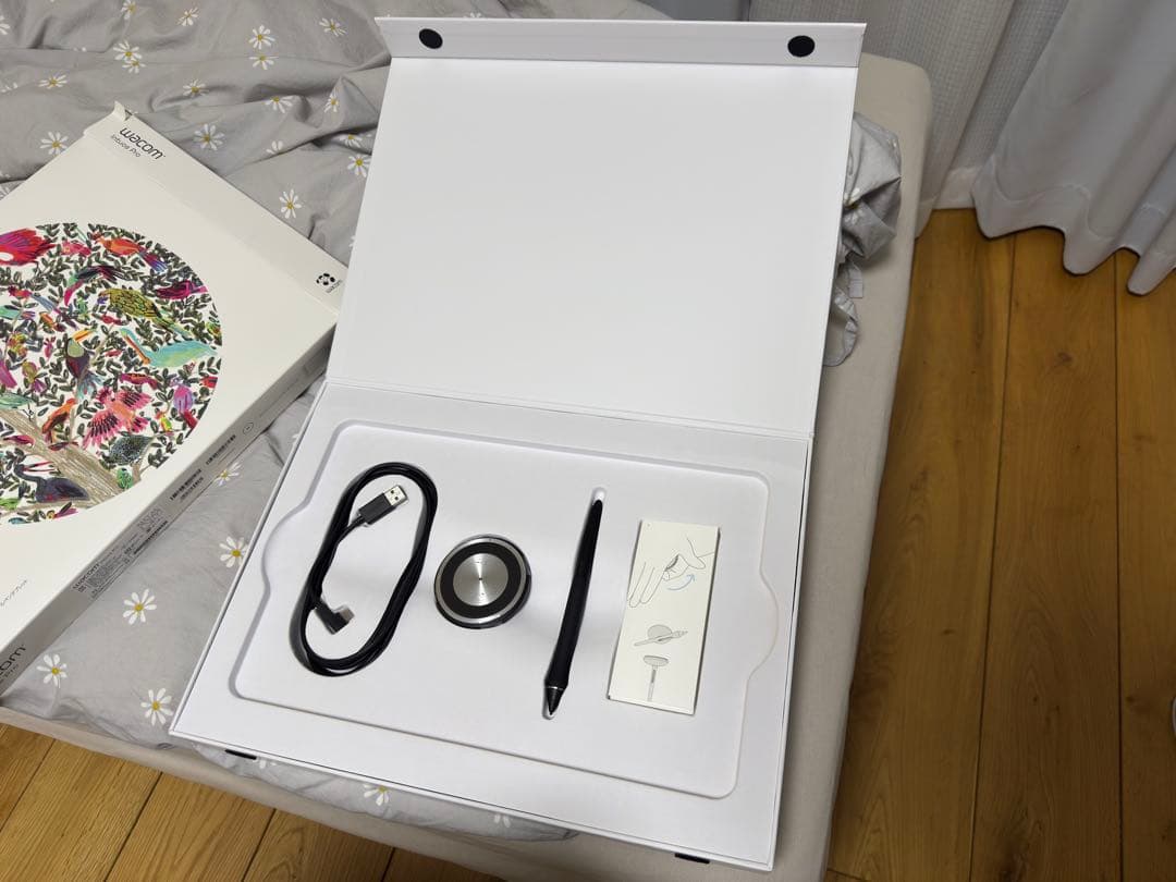 Wacom Intuos Pro PTH-660 ペンタブレット本体