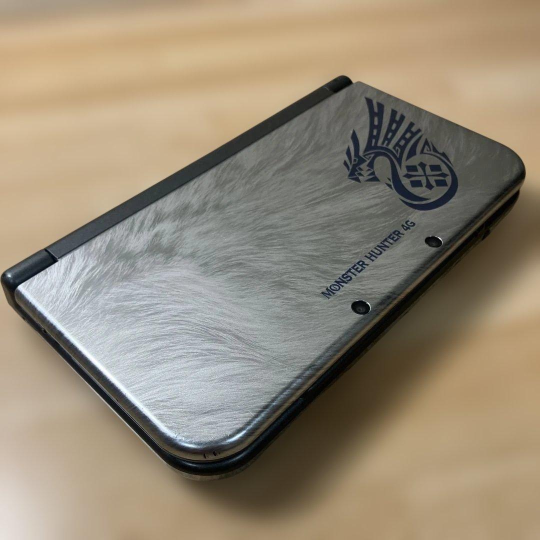 CAPCOMモンスターハンター4G スペシャルパック3DSLL 上画面IPS液晶