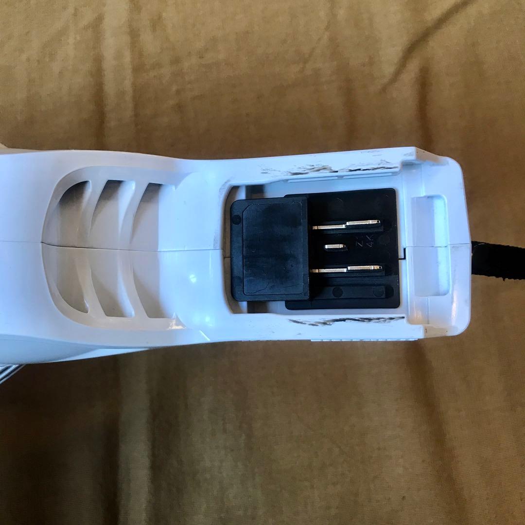 Makita マキタ 掃除機 クリーナー CD106FD 10.8v 充電器付き