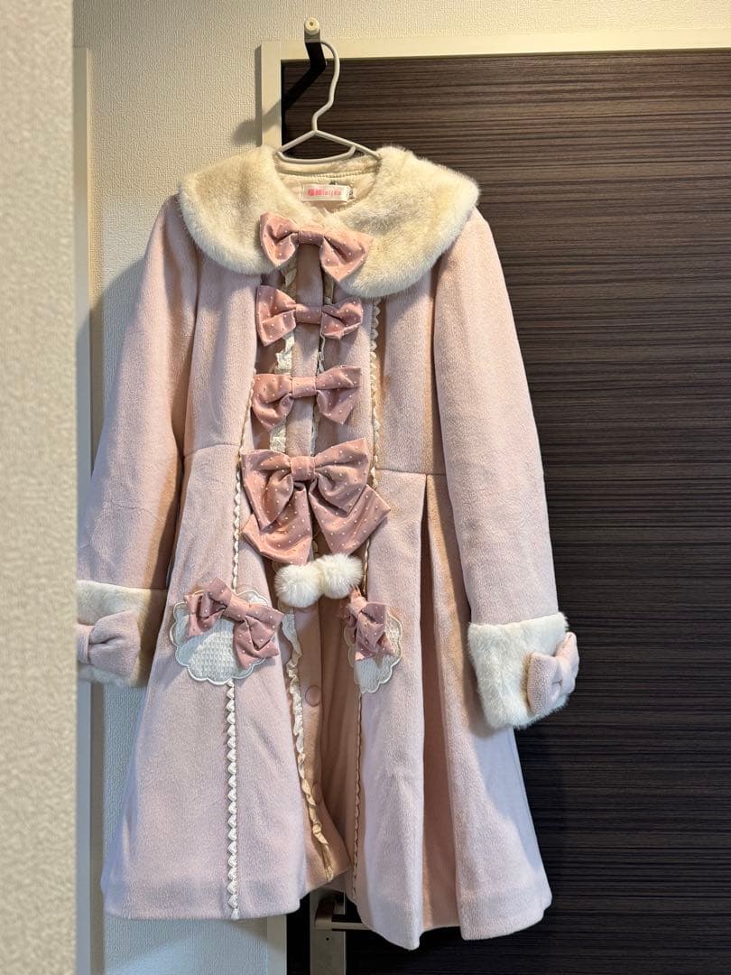 海外ロリータファッション ピンクコート