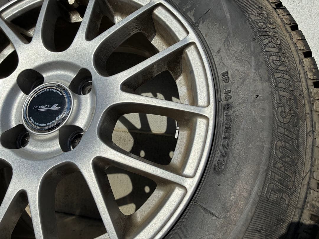 ⭐︎専用⭐︎185/70R14のホイール付きスタッドレスタイヤ4本セット