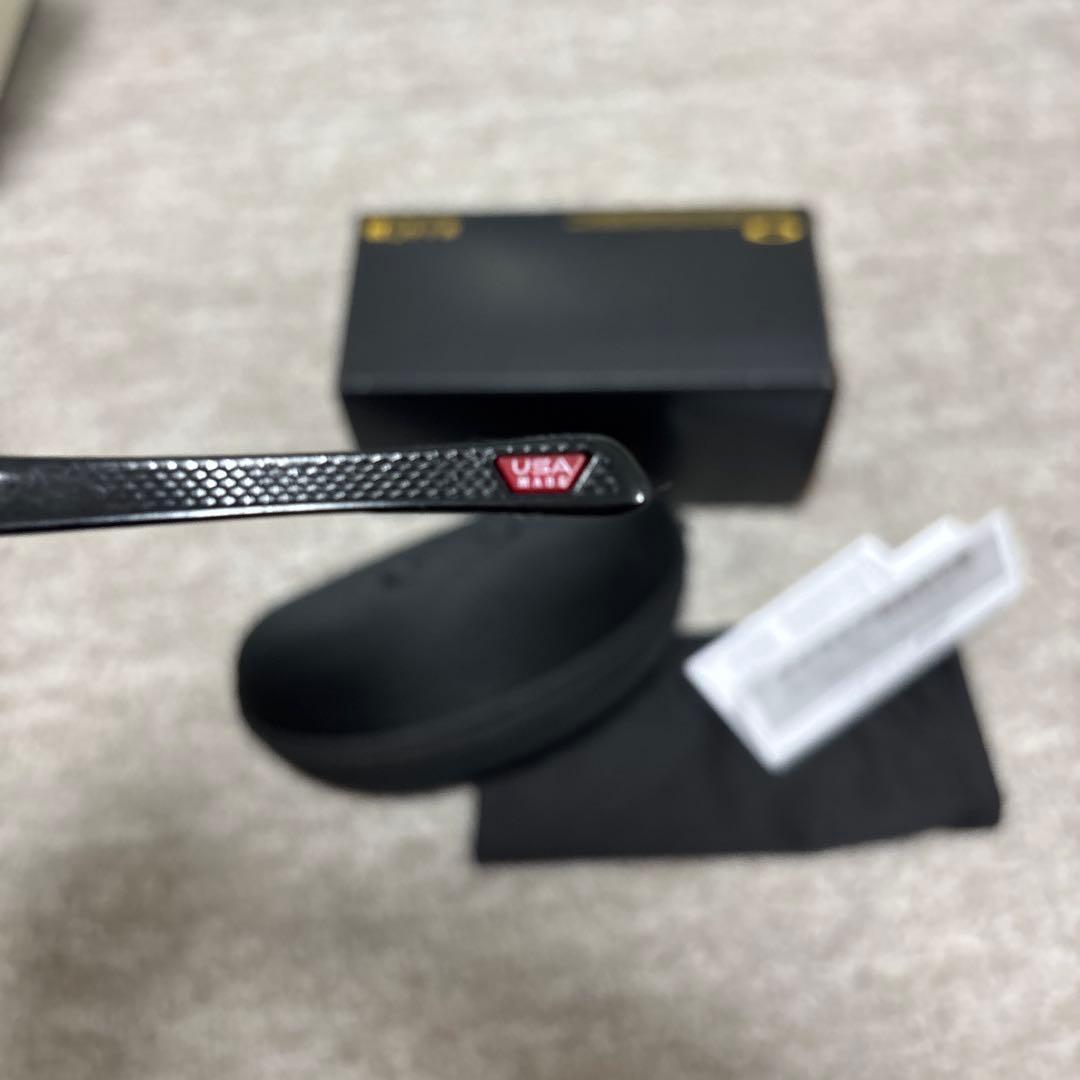 OAKLEY ブラック サングラス ケース付き