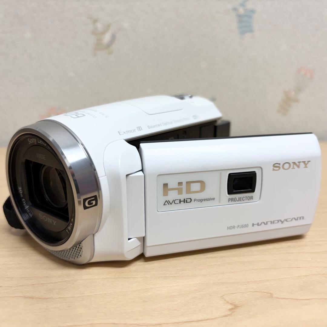 SONY ビデオカメラ　HDR-PJ680 プロジェクター機能付 ホワイト