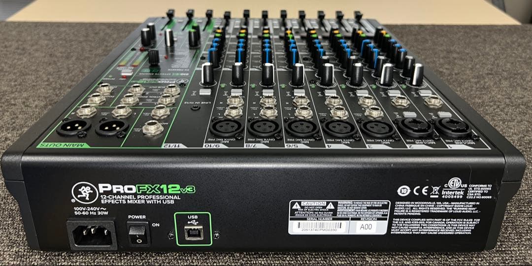 【使用頻度少・ワンオーナー】MACKIE ProFX12v3 アナログミキサー