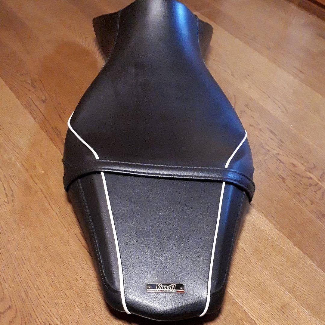 MT-09用　K&H　ハイシートA　パイピング
