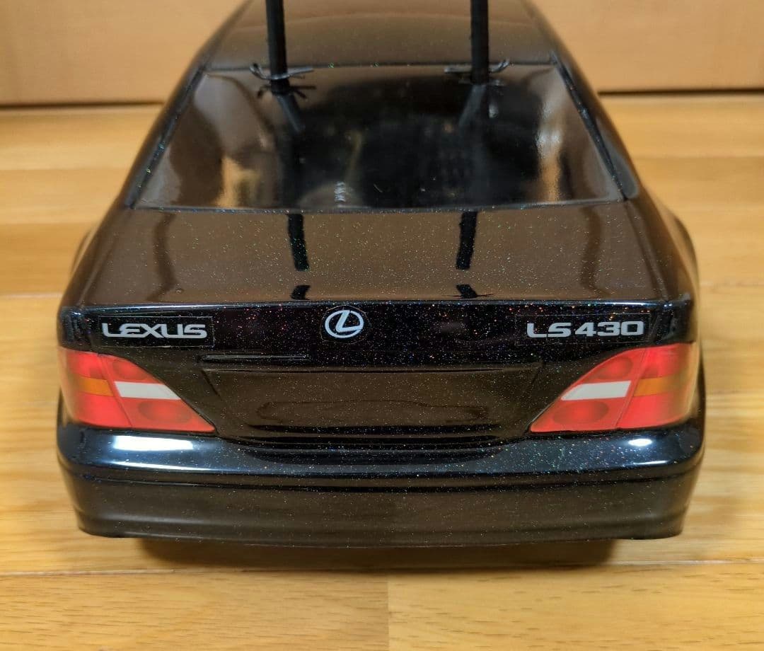 ドリフトラジコン LEXUS セルシオ