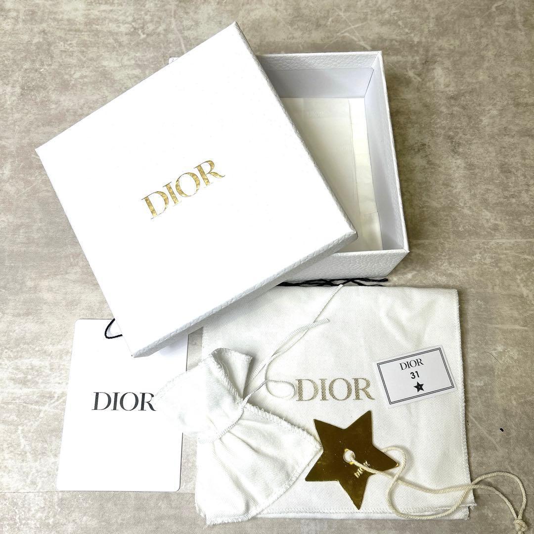 Lady Dior カナージュ ラムスキン 三つ折り 財布 チャーム ピンク