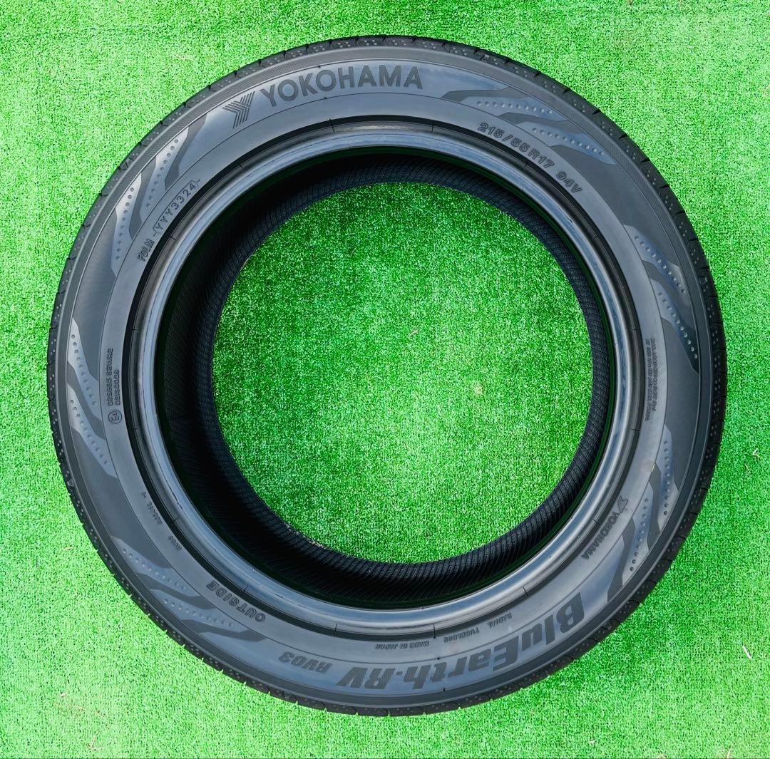 215/55R17,YOKOHAMA BluEarth-RV 3.2024年