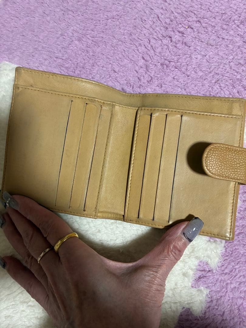 CHANEL ベージュ 二つ折り財布