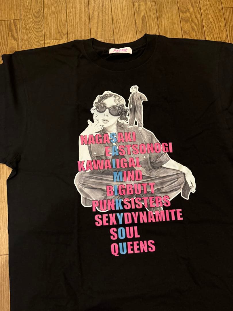 仲里依紗　アールイードット　Tシャツ
