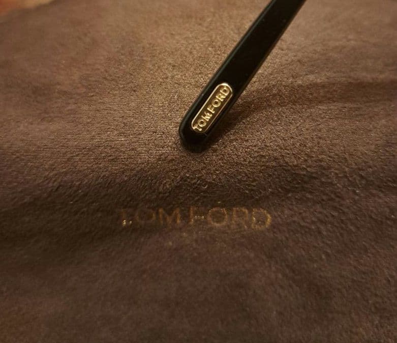 美品 TOM FORD サングラス TF5725-D-B 001 トムフォード