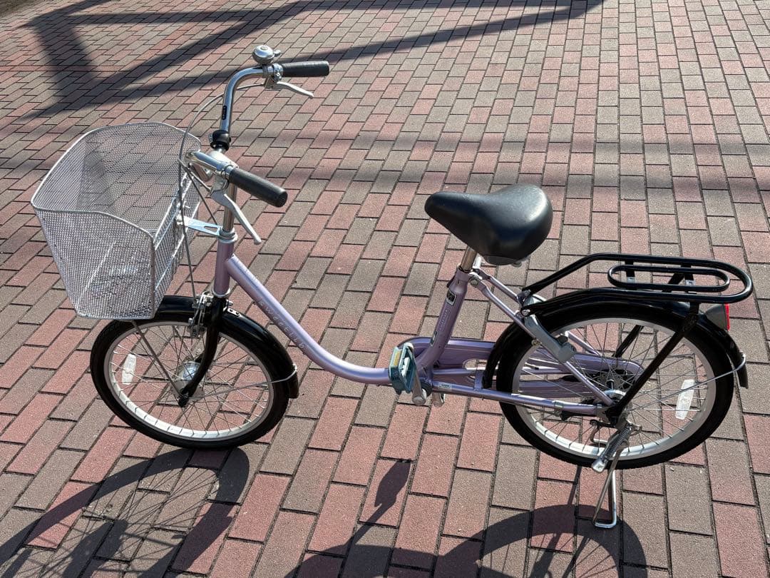 Azzさん専用 紫色 シティサイクル 前面バスケット付き(20㌅)お届けできます