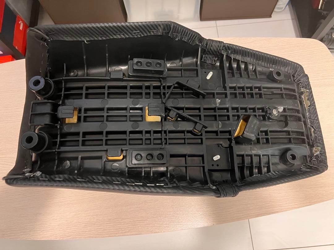 ビーコムビー GROM　グロム　JC92　ローダウンタックロールシート