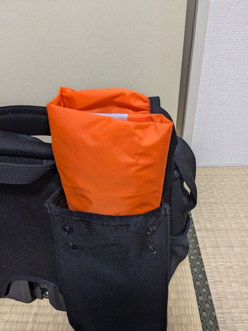 ブロンプトン　メッセンジャーバッグ