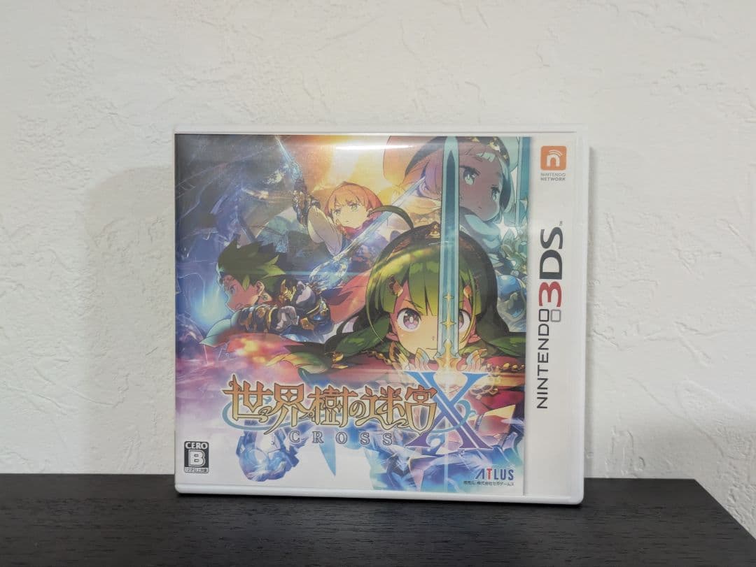 世界樹の迷宮X 　世界樹の迷宮4　3DS