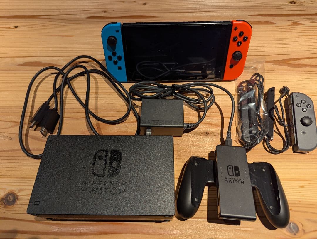 (箱付、動作確認済)Nintendo Switch