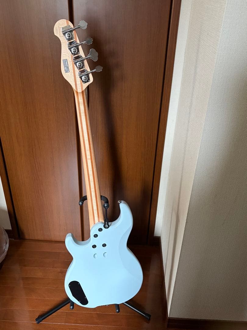 [美品]ヤマハ エレキベース BB434 Ice Blue 限定カラー