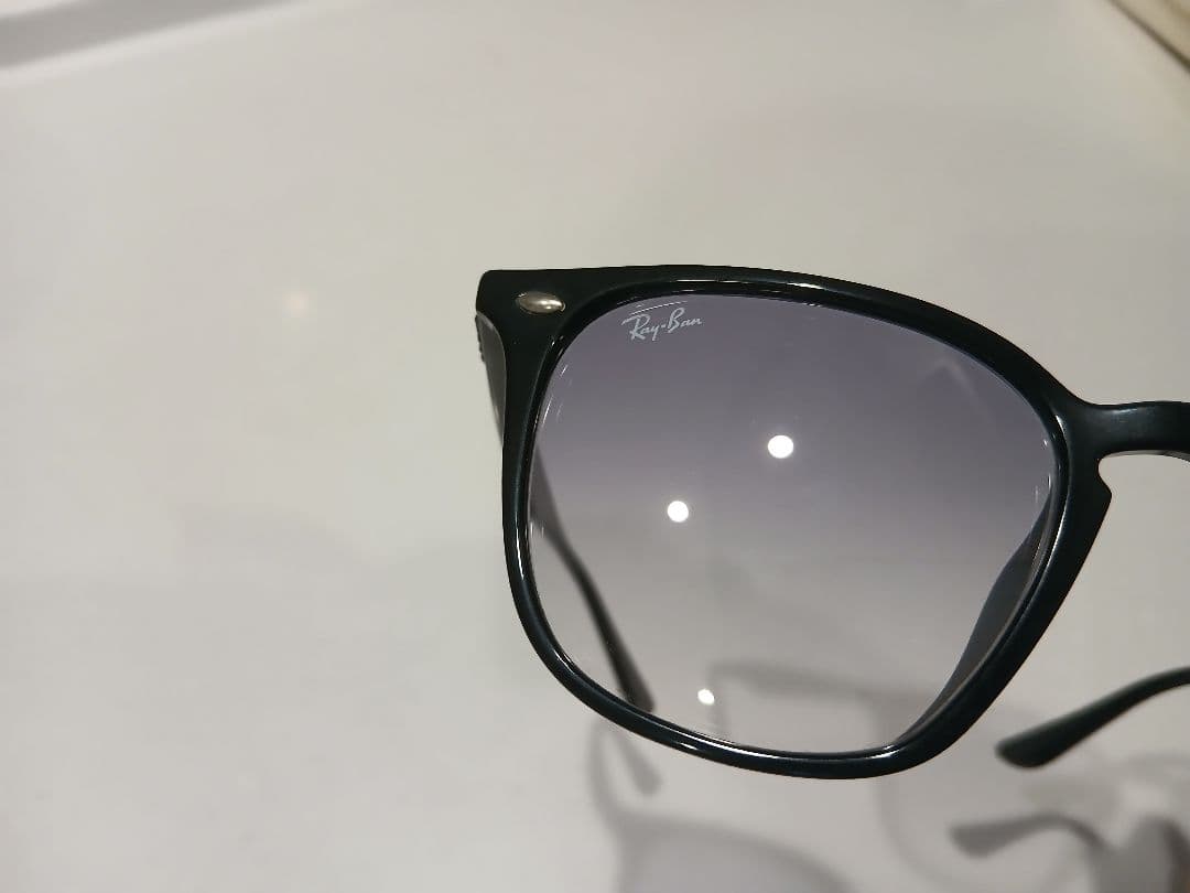 K*Ｋ様 Ray-Ban ブラック キャットアイ サングラス