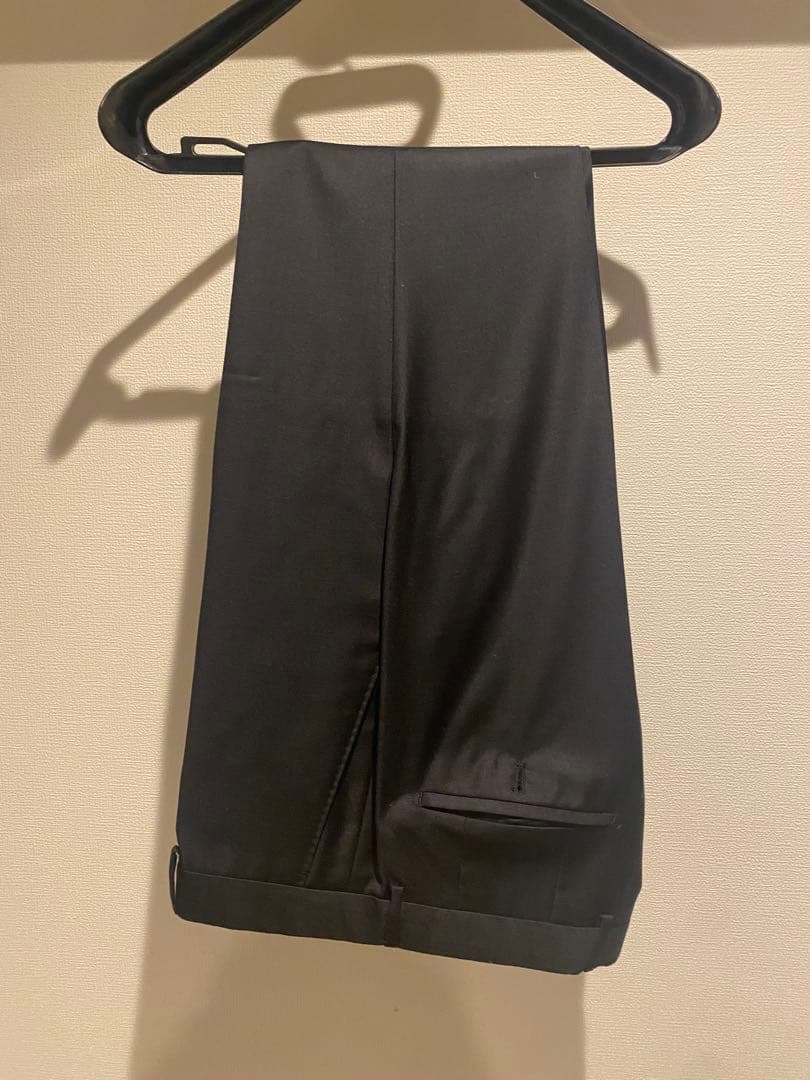 Hugo BOSS 最高級ロロ・ピアーナ Super150's ブラックスーツ